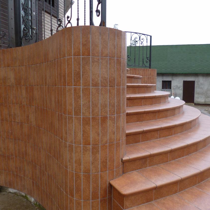 Фронтальная ступень Roccia 839 ferro, Stroeher